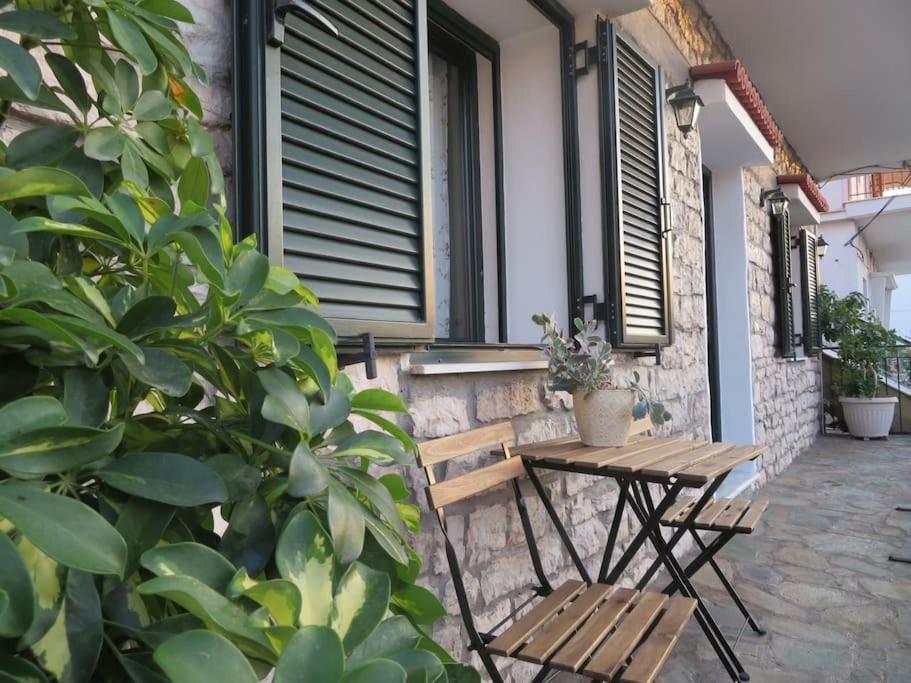 Το Πέτρινο Apartment Aitoliko Ngoại thất bức ảnh